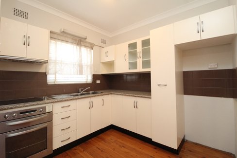 2/83 Campsie Street, CAMPSIE NSW 2194