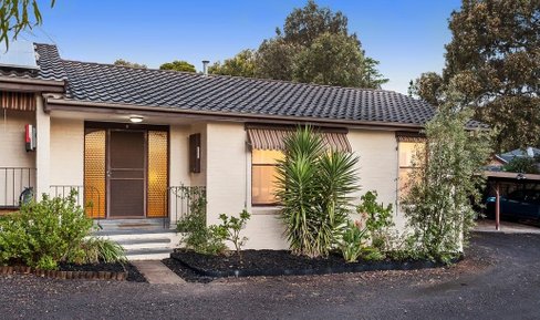 2 84 Airlie Road  Montmorency 3094