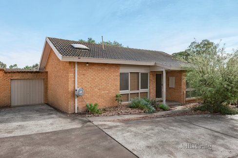 2/86 Mountain View Road Montmorency 3094