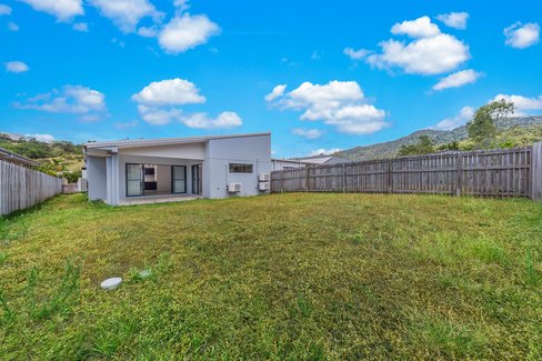 2/89 Parker Road, CANNON VALLEY