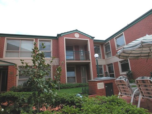 28 910 Canterbury Road Box Hill South 3128