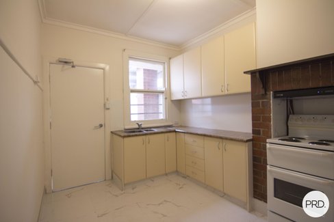 2/8a Armstrong Street South, BALLARAT CENTRAL VIC 3350