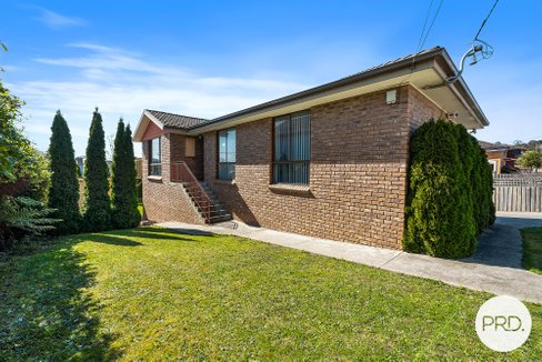 29 Ashbourne Grove, WEST MOONAH TAS 7009