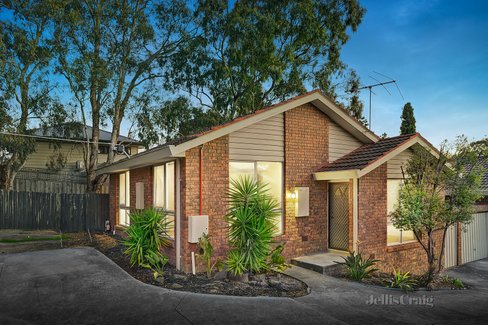 2/9 Beaconsfield Road Briar Hill 3088