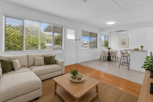 29 Bunyip Street, Burleigh Heads QLD 4220