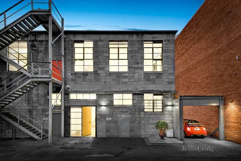 2/9 Byron Street Collingwood 3066