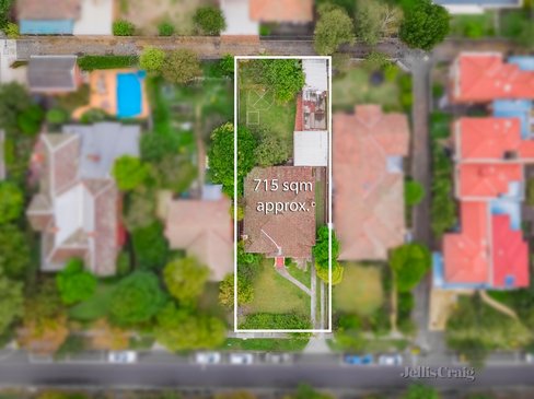 29 Hopetoun Parade Box Hill 3128