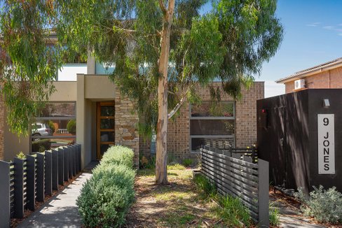 2/9 Jones Street Thornbury 3071