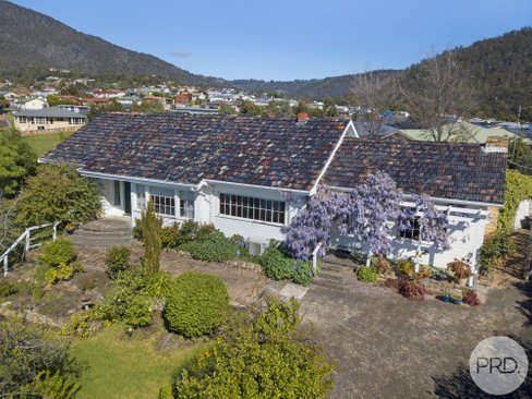 29 Kinarra Crescent, CHIGWELL TAS 7011