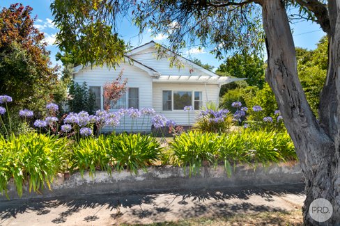 29 Montgomery Street, WENDOUREE VIC 3355