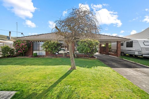 29 Rowan Parade Wendouree 3355