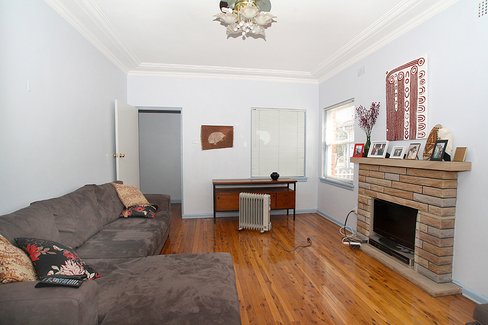 29 Scarborough Street, MONTEREY NSW 2217