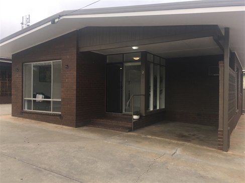 2/9 Sternberg Street, KENNINGTON VIC 3550