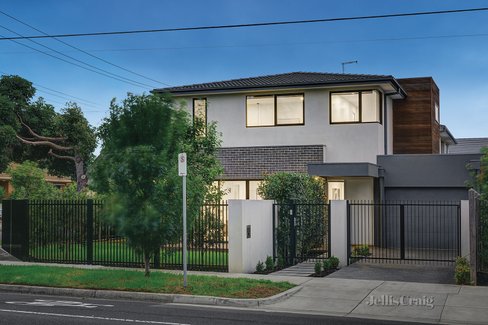 29 Tucker Road Bentleigh 3204