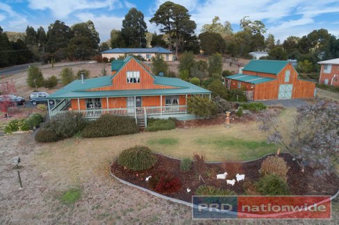 29 Urquhart Street, GORDON VIC 3345