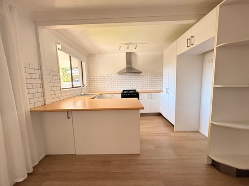 2/9 Wagtail Court, Burleigh Waters QLD 4220