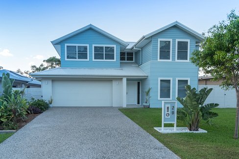 29 Watergum Close, SAPPHIRE BEACH