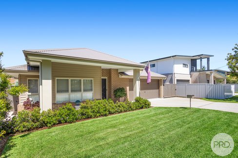 290 Soldiers Point Road, SALAMANDER BAY