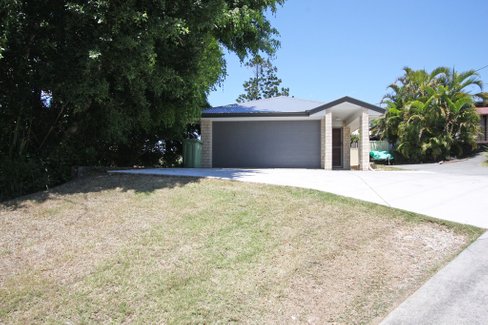 290B Cotlew Street West, ASHMORE QLD 4214