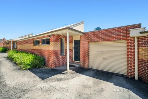 2 914 Havelock Street Ballarat North 3350