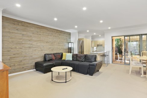 2/93 Avondale Road, AVONDALE NSW 2530