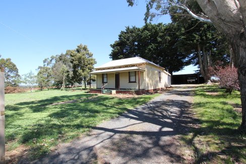2955 Old Melbourne Road, DUNNSTOWN VIC 3352