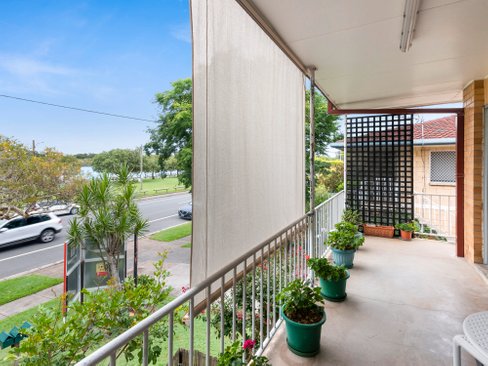 2/98 Duringan Street, CURRUMBIN QLD 4223