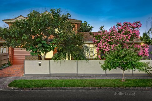 2a Churchill Street Kew 3101