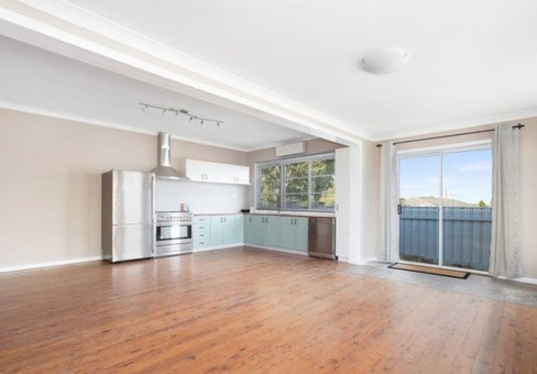 2A First Avenue, RUTHERFORD NSW 2320