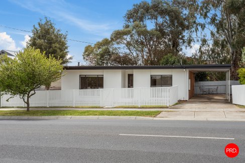 2A Houston Street, FLORA HILL VIC 3550