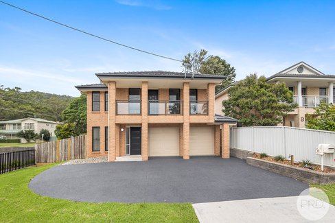 2A Moorooba Crescent, NELSON BAY NSW 2315