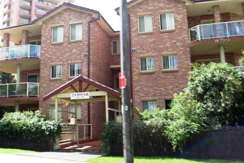 2A/38-42 Woniora Road, HURSTVILLE NSW 2220