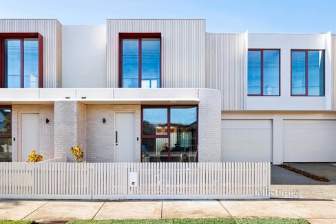 2B Leonard Street Northcote 3070