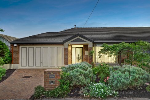 2B Valley Road Mount Waverley 3149