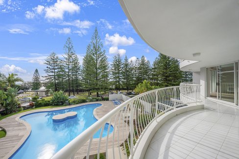2B/238 The Esplanade, Burleigh Heads QLD 4220