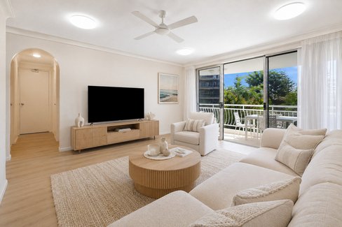 2B/3 Second Avenue, Burleigh Heads QLD 4220