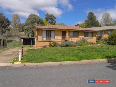 3 Albury Close, TUMBARUMBA NSW 2653