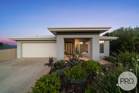 3 Bonner Street, LLOYD NSW 2650
