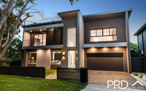 3 Bracher Street, EAST HILLS NSW 2213