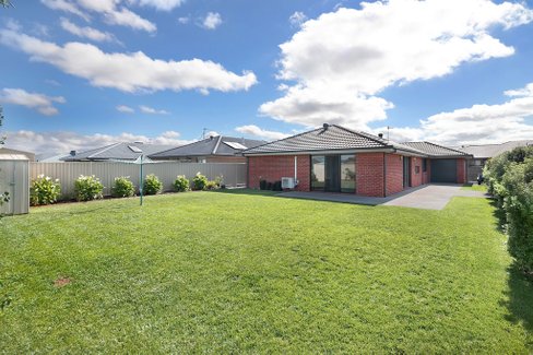 3 Calma Street, ALFREDTON VIC 3350