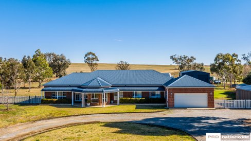 3 Cameron Avenue, TAMWORTH NSW 2340