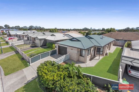3 Caribou Crescent, FITZGIBBON QLD 4018
