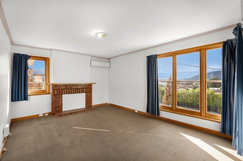 3 Caversham Road, WEST MOONAH TAS 7009