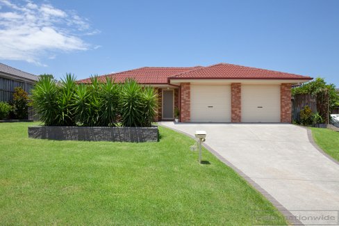 3 Chardonnay Close, GILLIESTON HEIGHTS NSW 2321