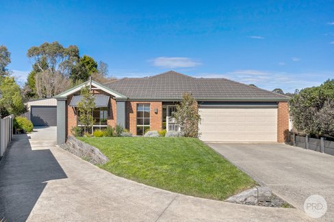 3 Cherohne Court, BROWN HILL