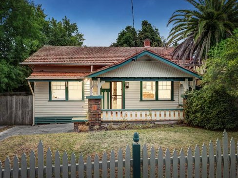 3 Clarke Street Box Hill South 3128