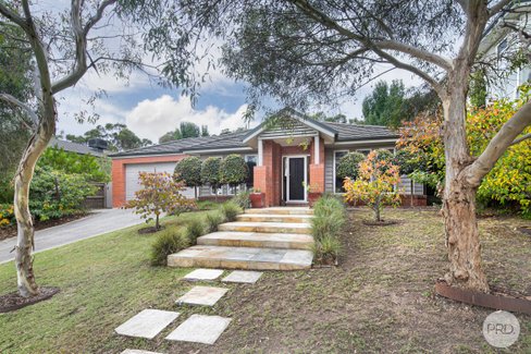 3 Club House Close, BUNINYONG VIC 3357