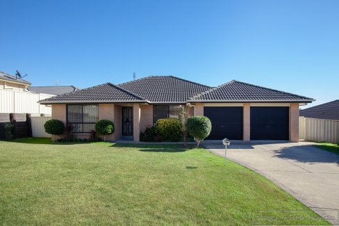 3 Curtis Close, RAWORTH NSW 2321