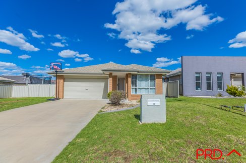 3 Darien Avenue, TAMWORTH NSW 2340