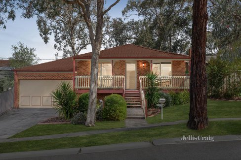 3 Dartagook Street Diamond Creek 3089
